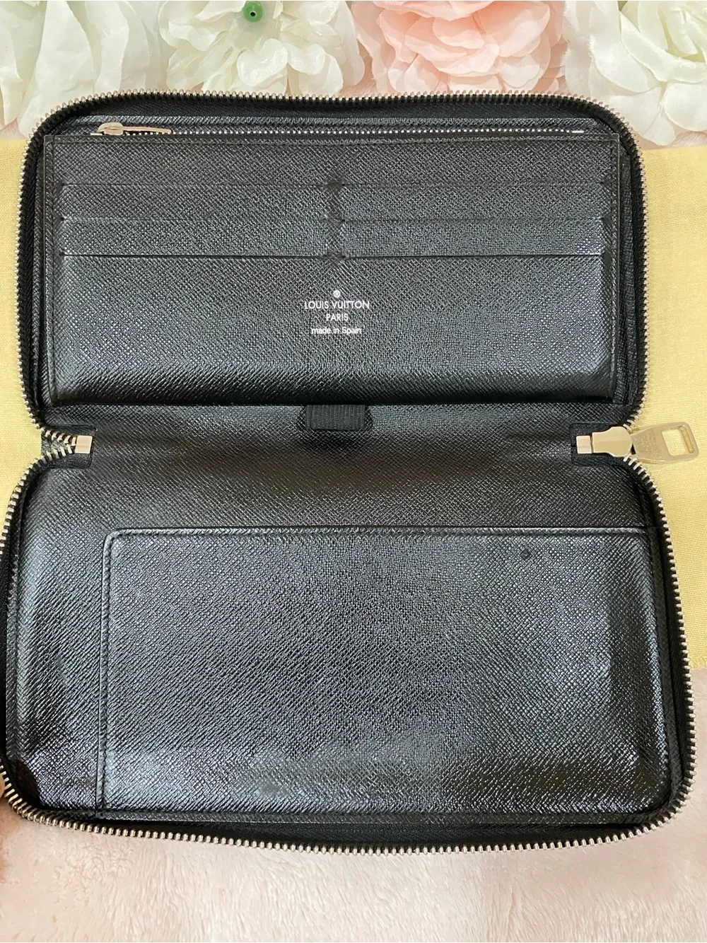 Louis Vuitton Damier Graphite Zippy Organizer/Wallet